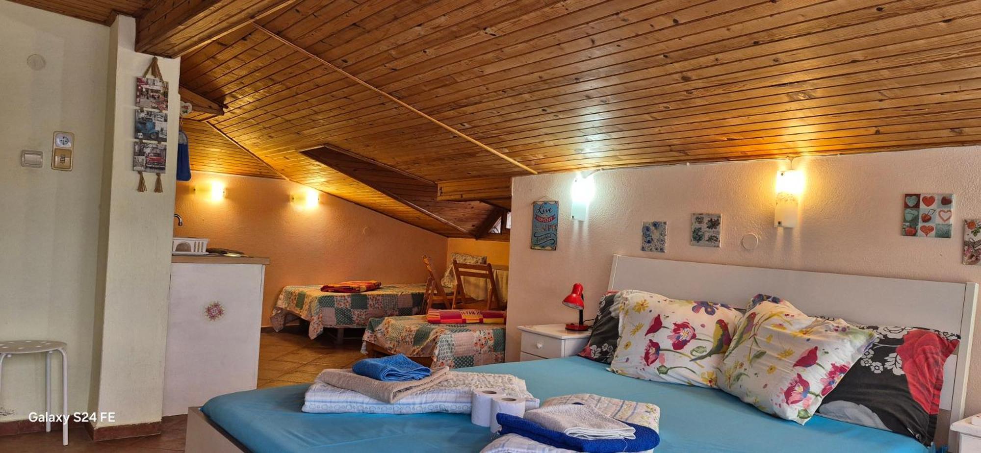 Guest House Fanny Sinemoretz Quarto foto